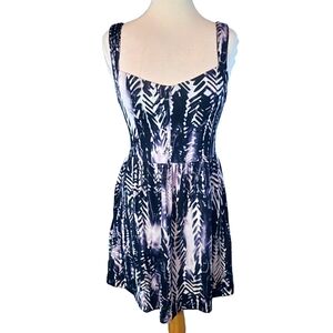 Bebop Sleeveless Patterned Dress Size Large